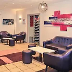 Mercure Lyon Est Hotel
