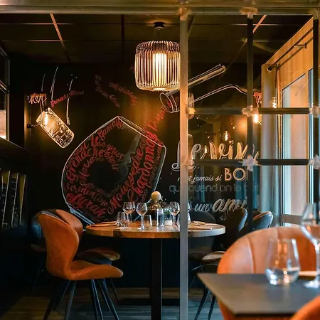 Mercure Lyon Est Hotel