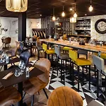 Mercure Lyon Est 4*