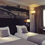 Mercure Lyon Est 4*