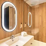 Mercure Lyon Est 4*