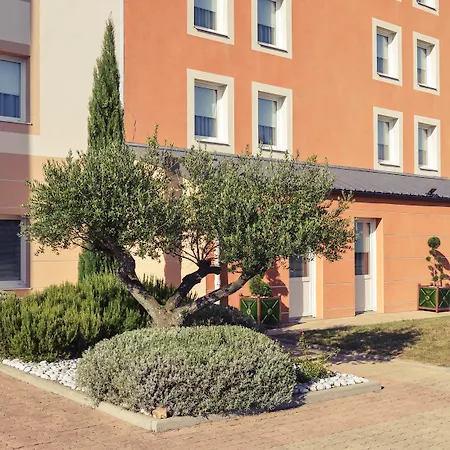 Mercure Lyon Est שאפונה
