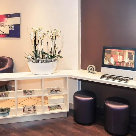 Mercure Lyon Est 4*