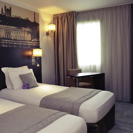 Mercure Lyon Est 4*