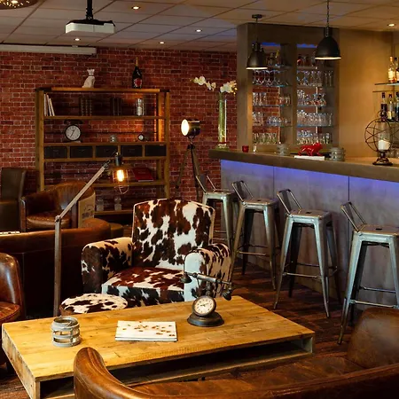 酒店 里昂东查波奈美居酒店
