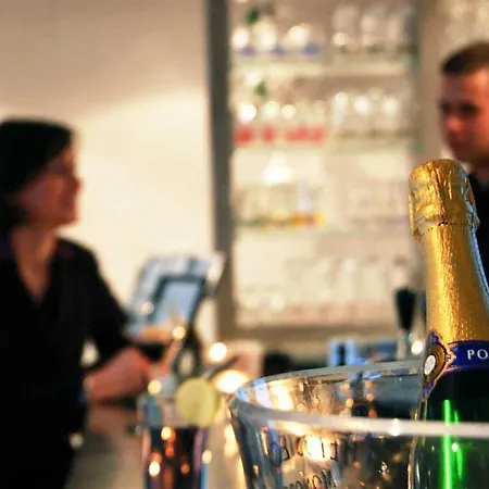 Hotel Mercure Lyon Est 4*